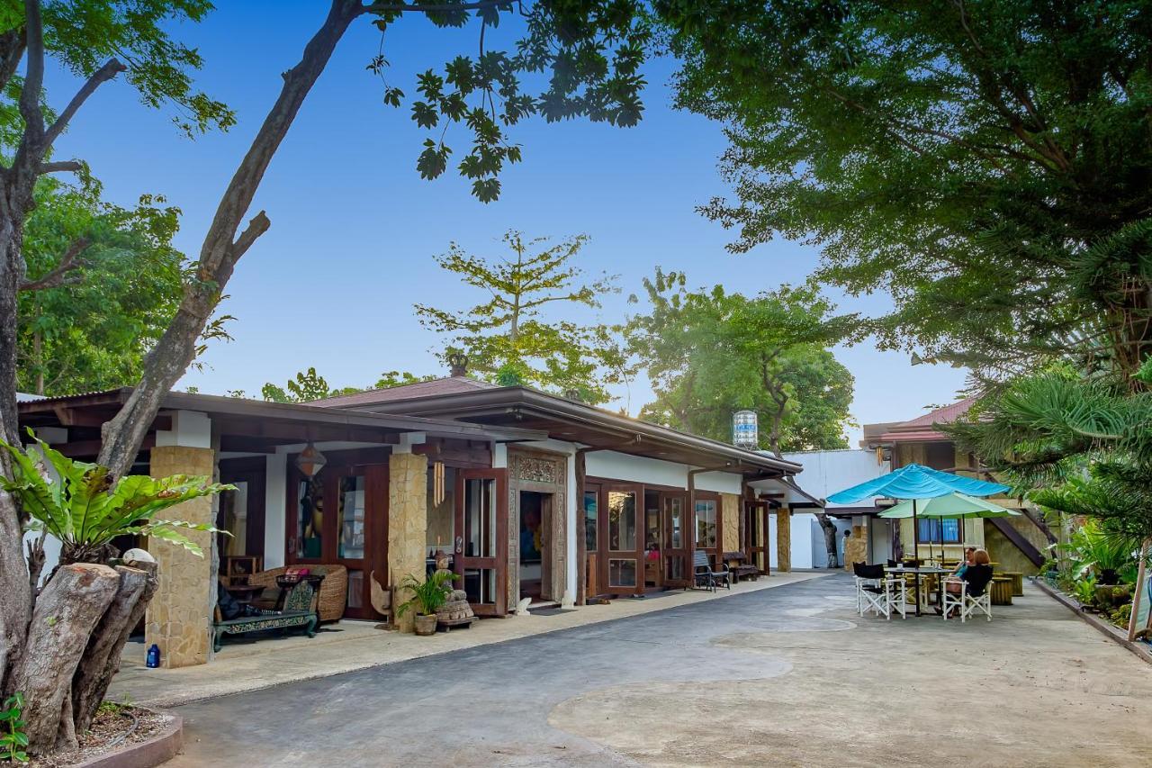 Ayo Homtel Hostel Lapu-Lapu City Exterior foto